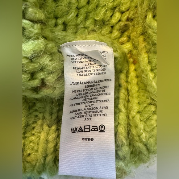 Urban Outfitters Cameron Cable Knit Cardigan Green Size Medium Cropped Sweater - Picture 4 of 6